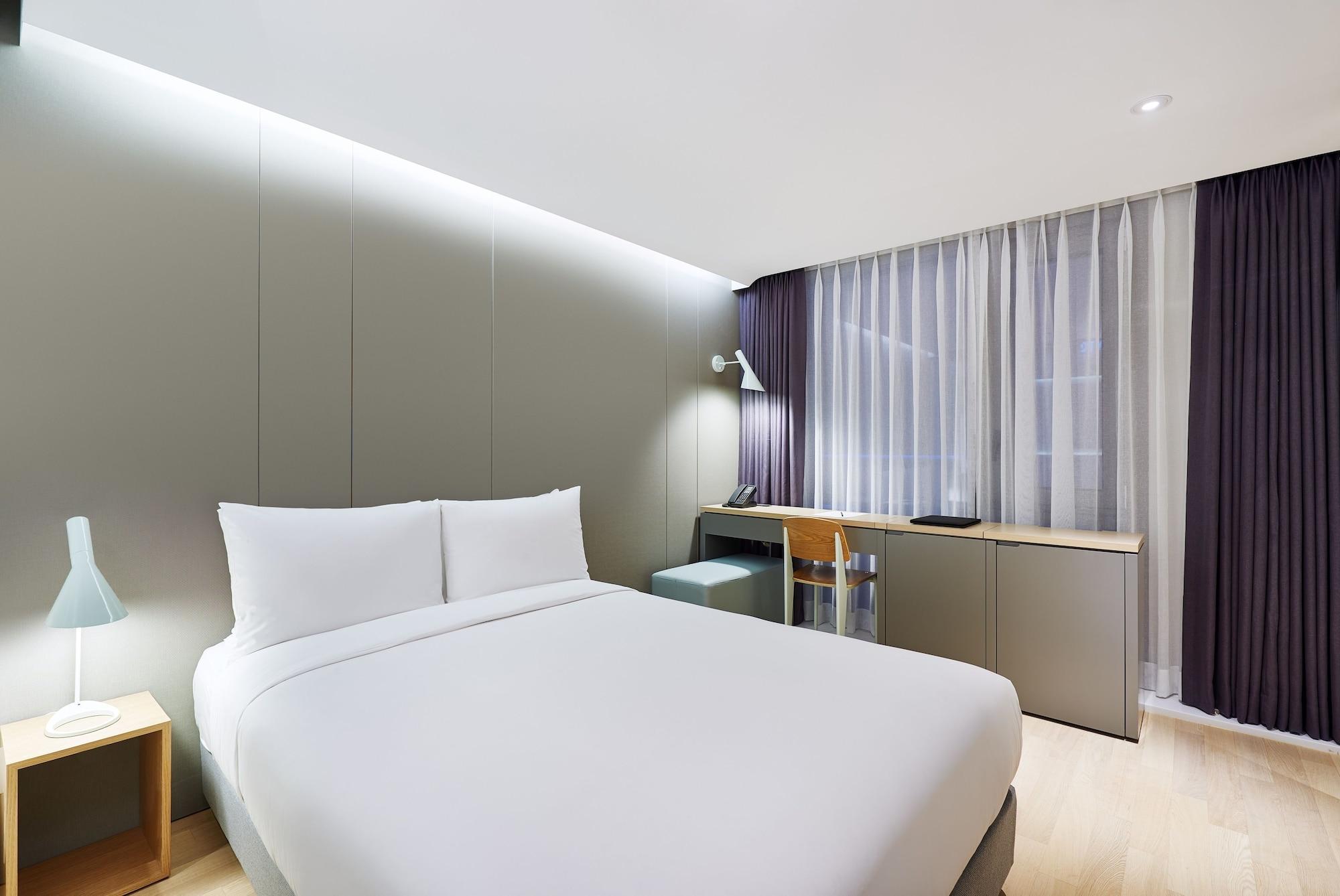 Peyto Samseong Hotel